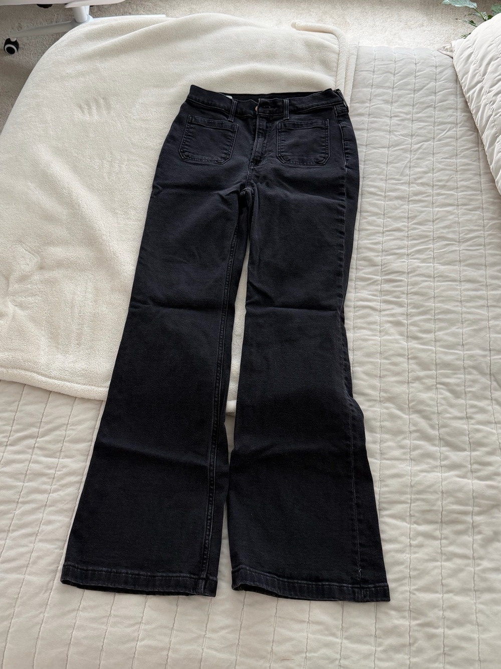GAP ‘70s flare high rise jeans 28/6R